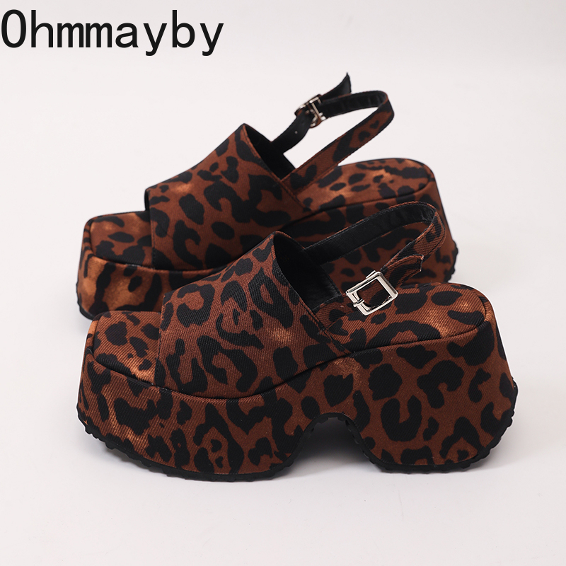 2026 New Summer Women Leopard  - مراجعة Leopard Print Heels وسعره