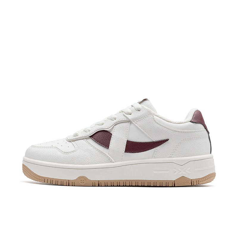 Xtep Outdoor Shoes For Women   - مراجعة Women Shoes Zoom وسعره
