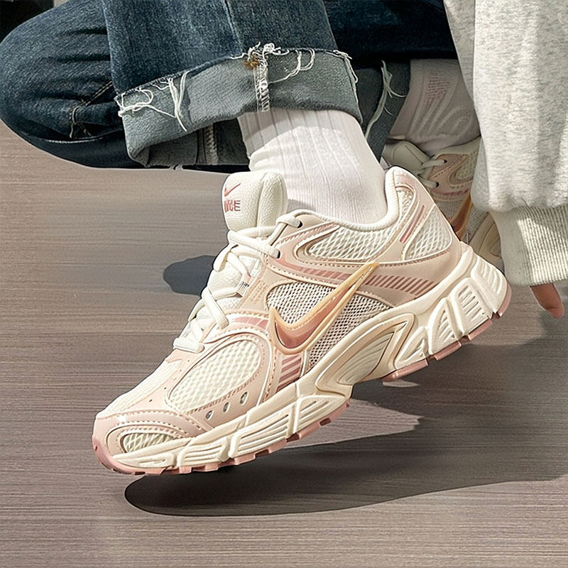 Nike Women Casual Shoes Breath - مراجعة Women Shoes Zoom وسعره