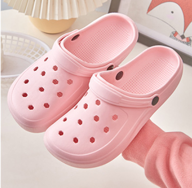 Cave shoes for summer outdoor  - مراجعة Women'S Shoes Crocs وسعره