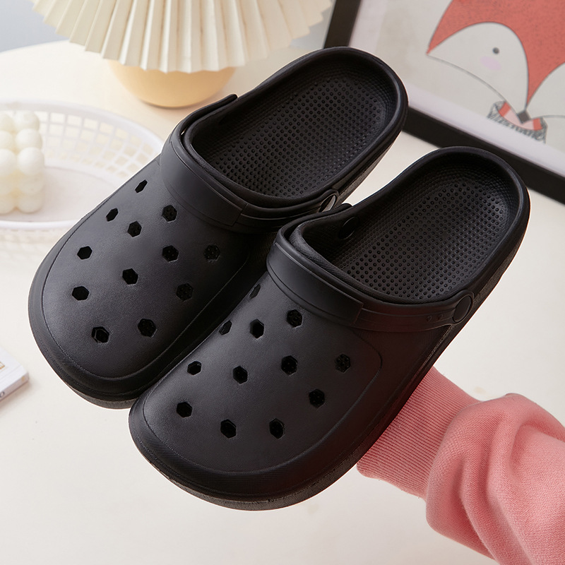Cave shoes for summer outdoor  - مراجعة Women'S Shoes Crocs وسعره