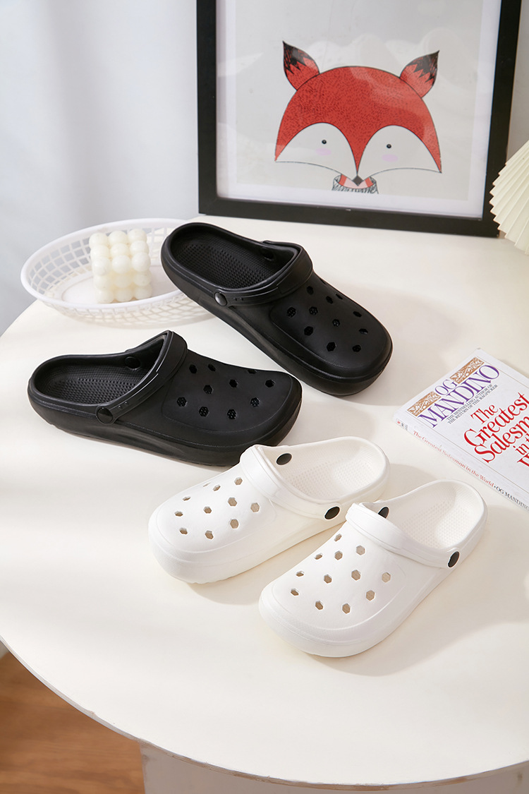 Cave shoes for summer outdoor  - مراجعة Women'S Shoes Crocs وسعره