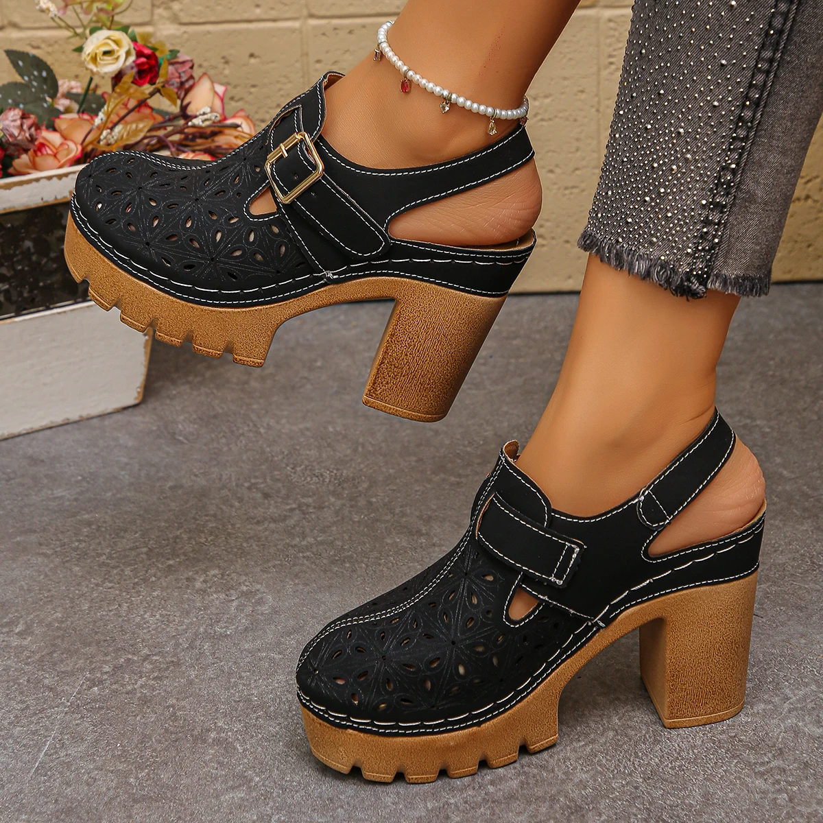 Large Size Women's Thick Heel  - مراجعة Women Shoes Model وسعره